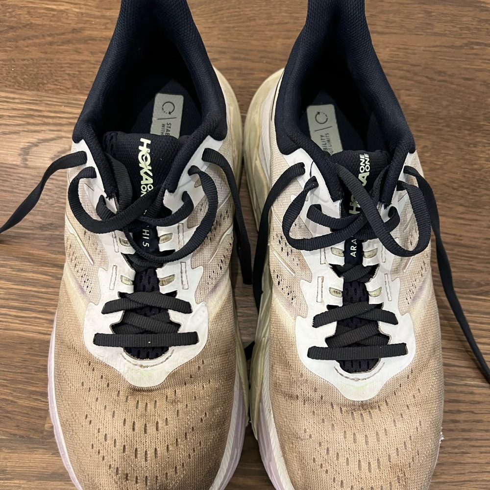 Hoka arahi 5